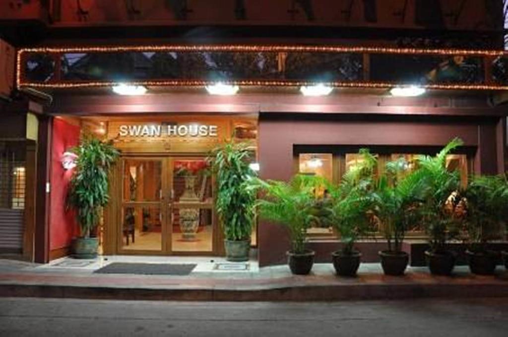 Swan Hotel Bangkok Exterior foto